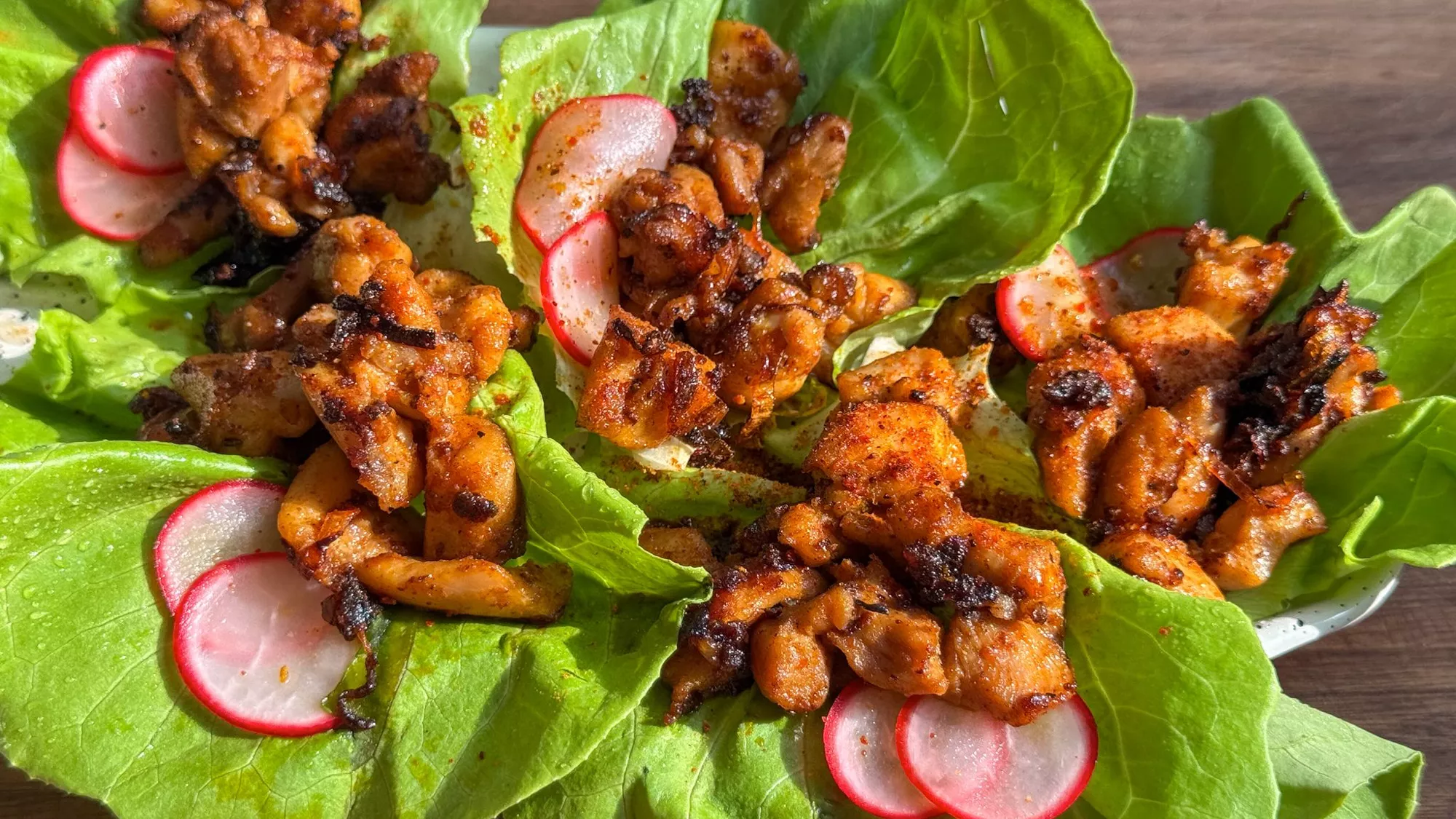 @vernahungrybanana Spicy Chicken Lettuce Cups