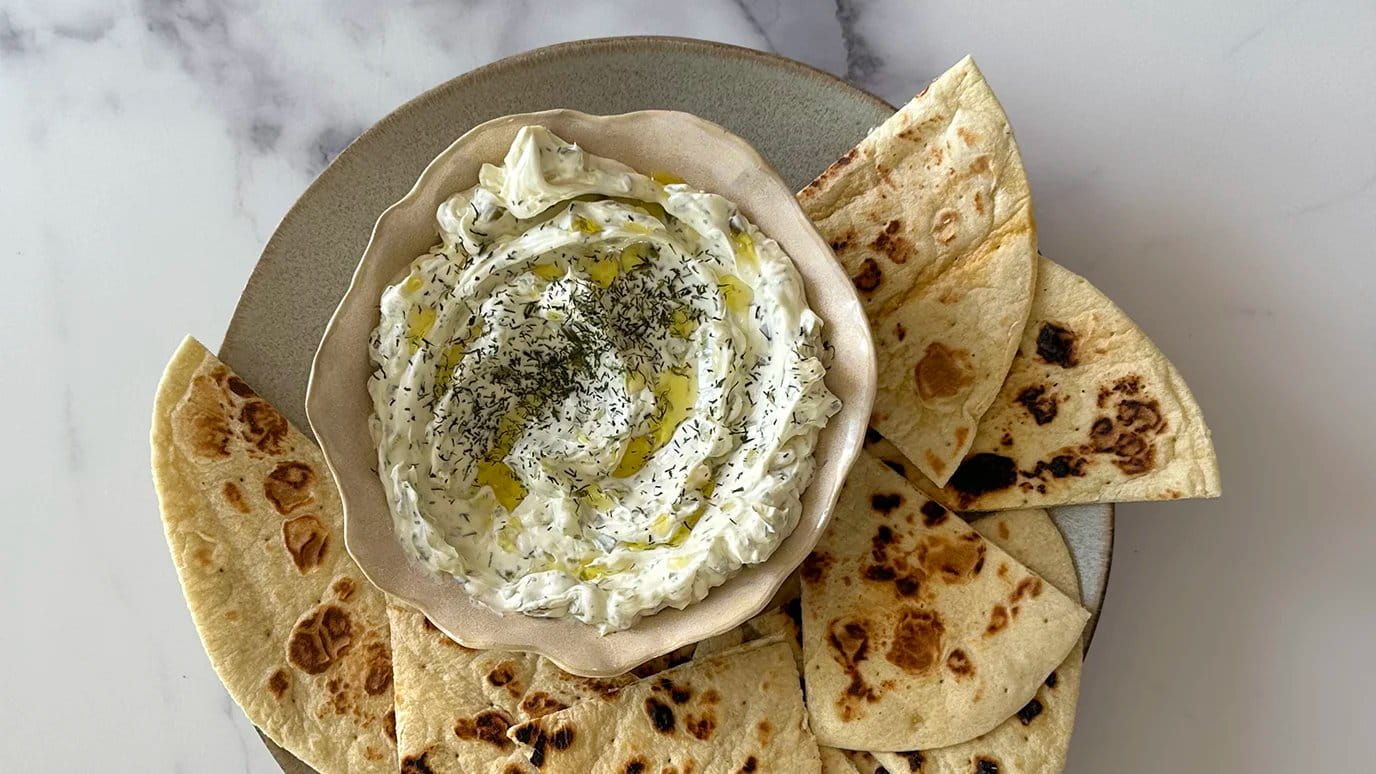 5 Deliciously Easy Dips to Enjoy on Match Day