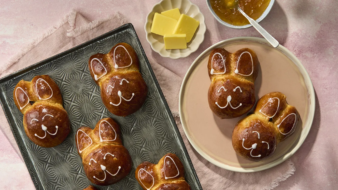 Easter Fluffy Hot Cross Bunnies Recipe