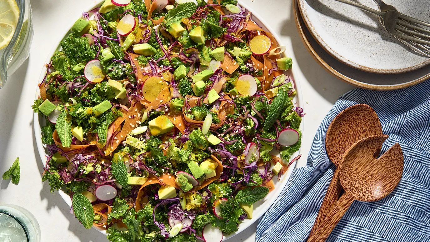 Vegan Detox salad with ginger and turmeric dressing