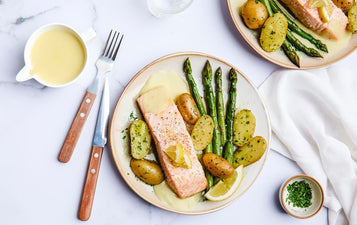 Baked Salmon with Asparagus & Hollandaise