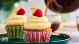 Lemon, ginger and Raspberry cupcakes (afternoon tea)