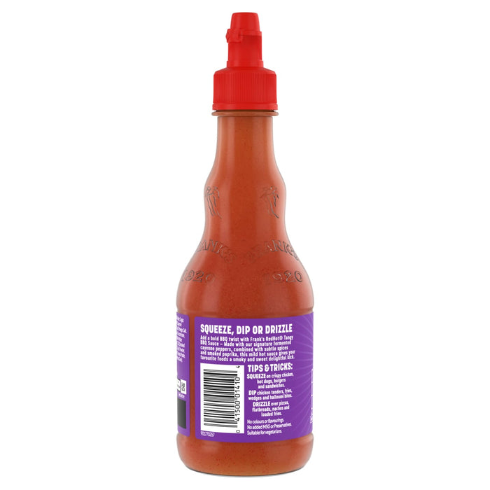 The back of a bottle of Frank'S Redhot Franks Squeeze Tangy Bbq 354 Ml displays usage tips like squeezing, dipping, or drizzling the sauce on various foods.