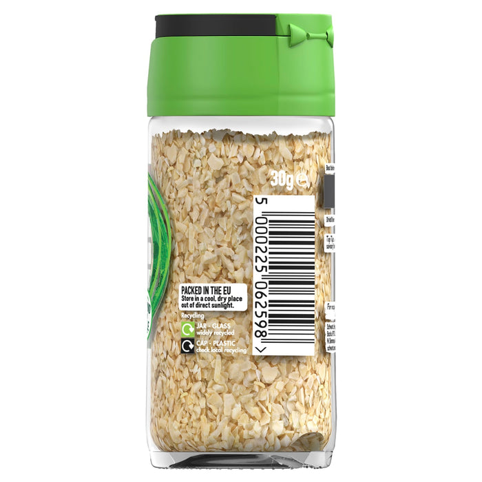 The back of a glass jar of Schwartz Dried Onion, showing the 30g weight, barcode, and recycling information for the glass jar and plastic cap.